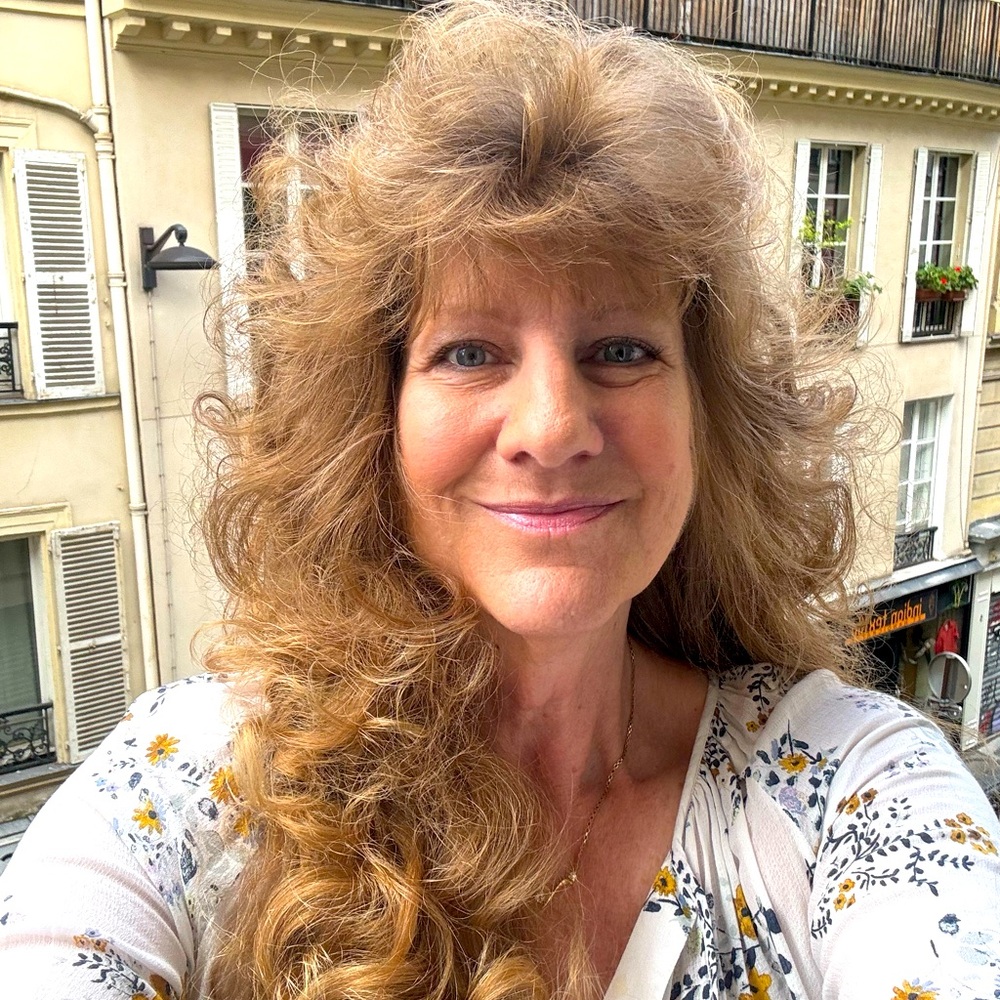 Meet your Posher, Christine